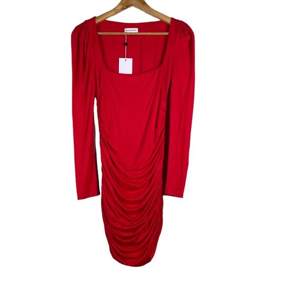 Lovers and Friends Benae Red Mini Dress Sz XXS Long Sleeves Ruched Stretch NEW - Picture 2 of 15